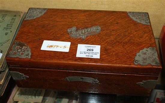 A E.P mounted oak cigar box, and two folding knives